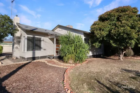 Property photo of 1 Sinclair Place Horsham VIC 3400