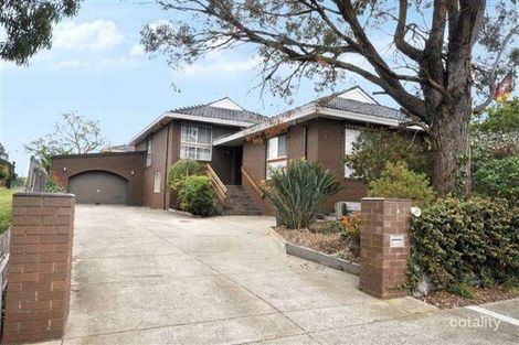 4 Churchill Ave, Tullamarine, VIC 3043