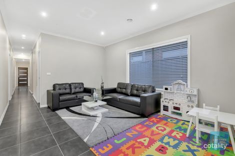 Property photo of 6 Keats Way Fraser Rise VIC 3336