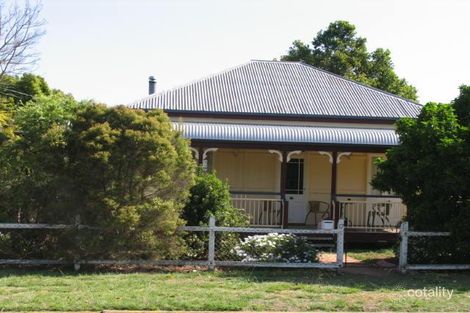 17 Albert St, Kingaroy, QLD 4610