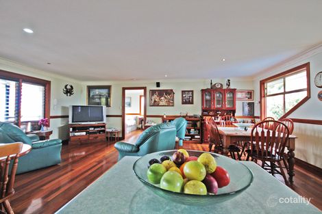Property photo of 4 Bottlebrush Drive Pottsville NSW 2489