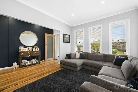 Property photo of 5 Tilba Place Woodpark NSW 2164