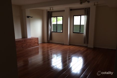 Property photo of 18 Mindaree Avenue Wyoming NSW 2250