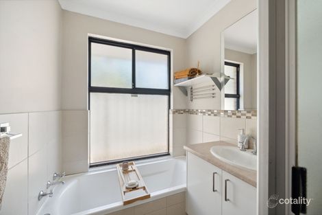 Property photo of 9 Saltram Turn Canning Vale WA 6155