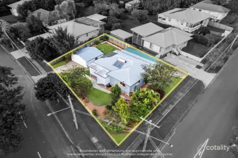 45 Stimpson St, Fairfield, QLD 4103