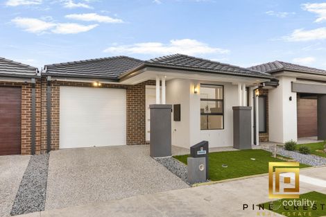 9 MERLOT PDE, FRASER RISE, VIC 3336