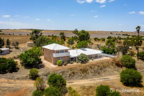 5644 North West Coastal Hwy, Alma, WA 6535