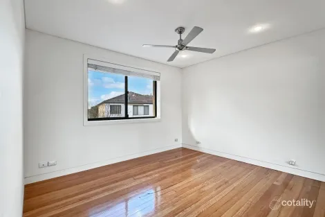 Property photo of 2/12-18 Kumbardang Avenue Miranda NSW 2228