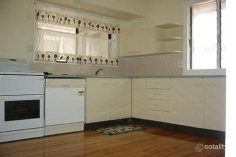 Property photo of 101 Park Road Kalinga QLD 4030