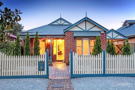 5 Aitken Cl, Caroline Springs, VIC 3023