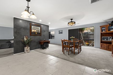 Property photo of 3 Farmhouse Court Sydenham VIC 3037