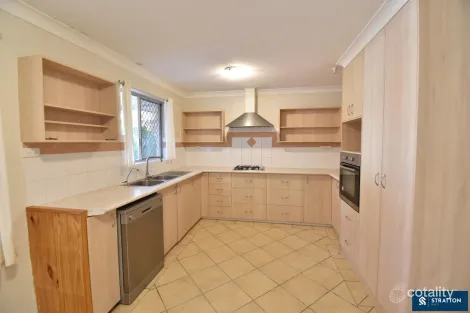 Property photo of 3 Newman Close Cooloongup WA 6168