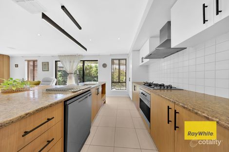 Property photo of 42 Bellini Way Mernda VIC 3754