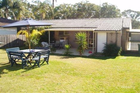 Property photo of 32 Brenda Crescent Tumbi Umbi NSW 2261