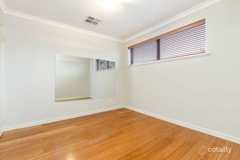 Property photo of 1 Leschenault Boulevard Lake Coogee WA 6166