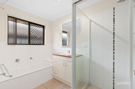 Property photo of 7 Avalon Place Upper Kedron QLD 4055