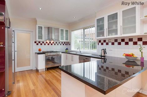 Property photo of 9 Hindmarsh Way Taylors Hill VIC 3037