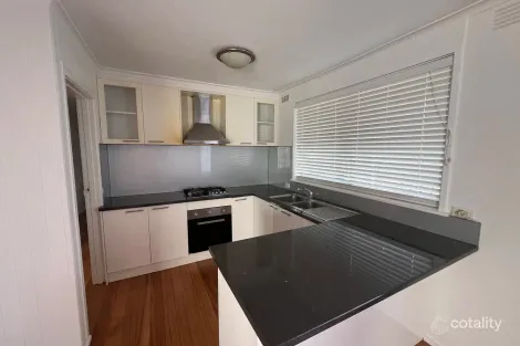Property photo of 41 Rosslare Parade St Albans VIC 3021