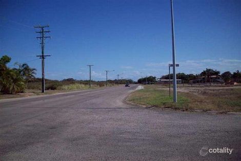 Property photo of 2/2 Summer Place Bowen QLD 4805