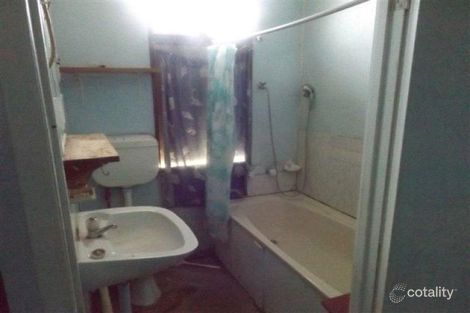 Property photo of 65 Western Road Tara QLD 4421