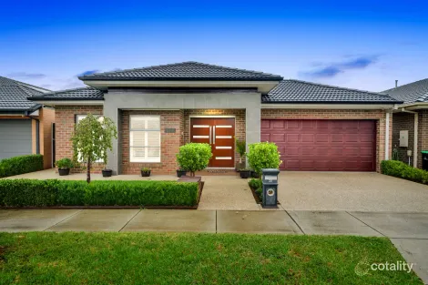 38 Maracana Cct, Strathtulloh, VIC 3338