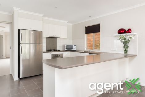 Property photo of 17 Hollington Way Berwick VIC 3806
