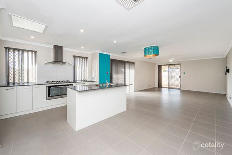 Property photo of 32 Gilroyd Way Golden Bay WA 6174