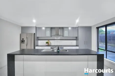 Property photo of 29 Isabella Boulevard Korumburra VIC 3950