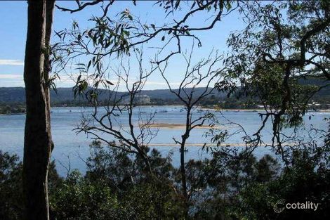 Property photo of 117 Heath Road Pretty Beach NSW 2257