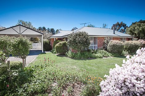 27 Ewing Dr, Romsey, VIC 3434