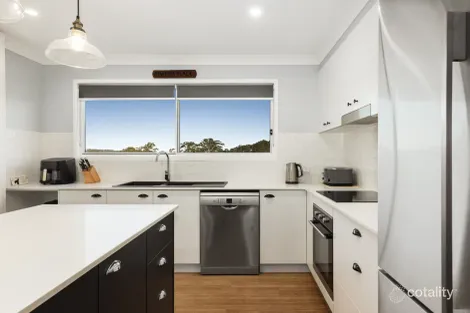 Property photo of 14 Eastview Close Woombye QLD 4559