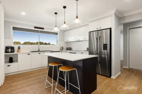 Property photo of 14 Eastview Close Woombye QLD 4559