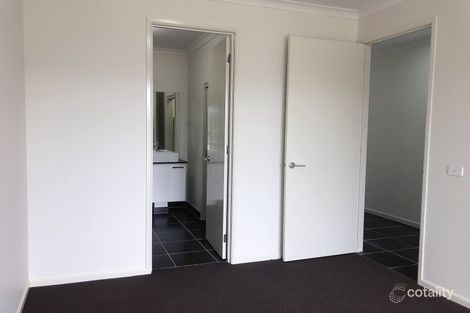 Property photo of 5 Creston Street Point Cook VIC 3030