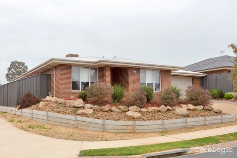 Property photo of 3 Pioneer Place Thurgoona NSW 2640