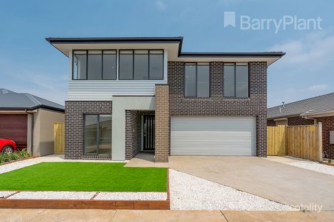 18 Inverness Pl, Thornhill Park, VIC 3335