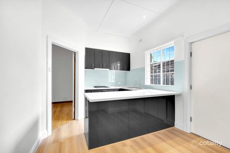 Property photo of 1 Valley Parade Glen Iris VIC 3146