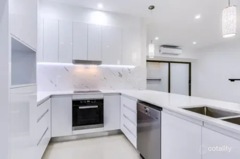 Property photo of 4/26 Winchester Street Hamilton QLD 4007