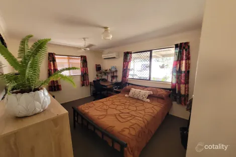 Property photo of 53 Rockhound Road Sapphire Central QLD 4702