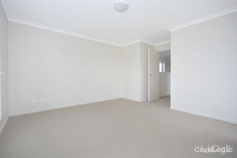 Property photo of 9 Ixora Crescent Manor Lakes VIC 3024