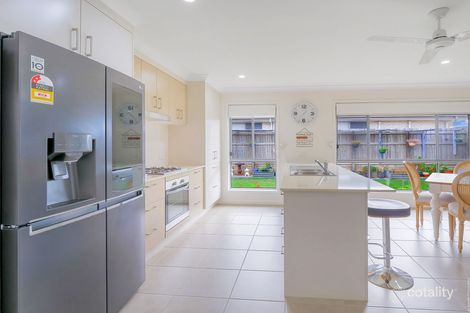 Property photo of 9 Palmerston Way Urraween QLD 4655