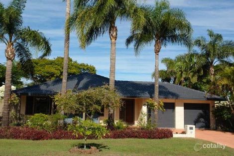 10 Blaxland Ave, Paradise Point, QLD 4216