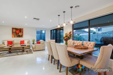 Property photo of 3 Latrobe Terrace Taylors Hill VIC 3037