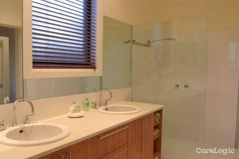 Property photo of 3 Chloe Court Beaconsfield VIC 3807