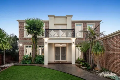 Property photo of 10 Knightsbridge Place Diamond Creek VIC 3089