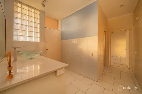 Property photo of 42 Carwoola Crescent Mooloolaba QLD 4557