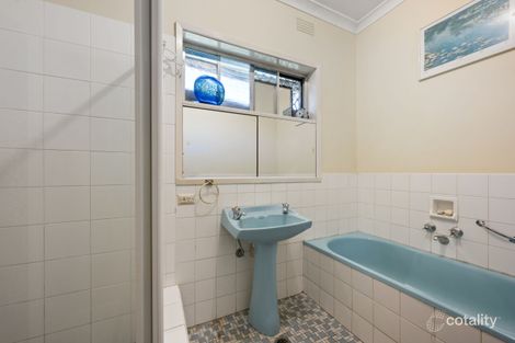 Property photo of 36 Charles Street Wodonga VIC 3690