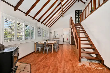 Property photo of 5 Thomas Court Leschenault WA 6233