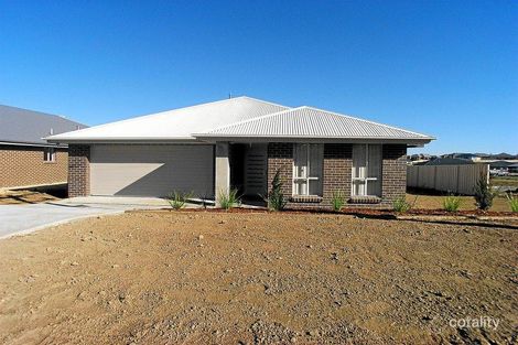 Property photo of 77 Kearneys Drive Orange NSW 2800