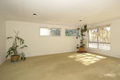 Property photo of 12 Laseron Place Mawson ACT 2607