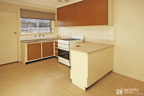 Property photo of 2/15 Walter Street Cranbourne VIC 3977